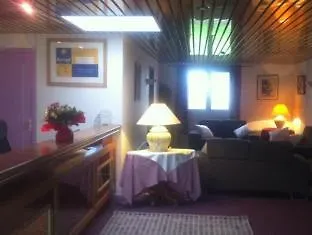 Kyriad Hotel 3*