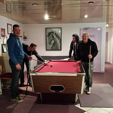 Kyriad Hotel Carentan