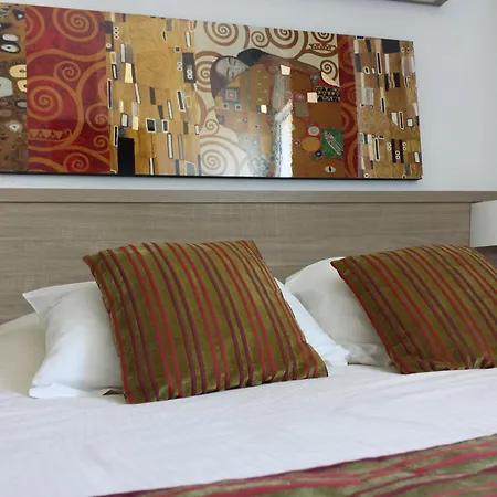 Hotell Contact Utah 3*