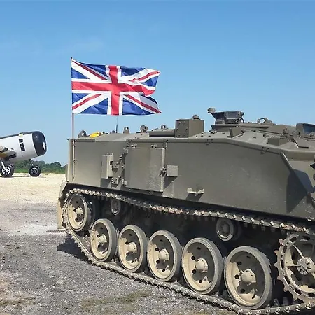 Contact Utah Hotell 3*