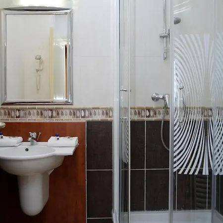 Hotel Kyriad Carentan