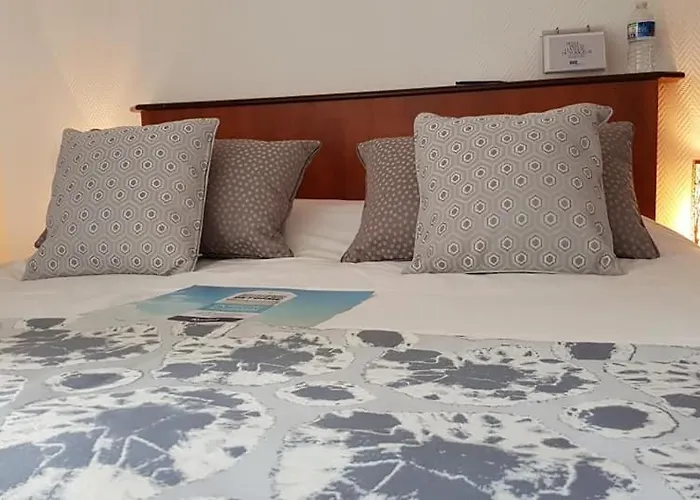 Contact Utah Otel 3*