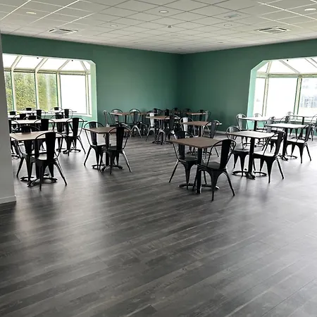 Contact Utah Hotel 3*