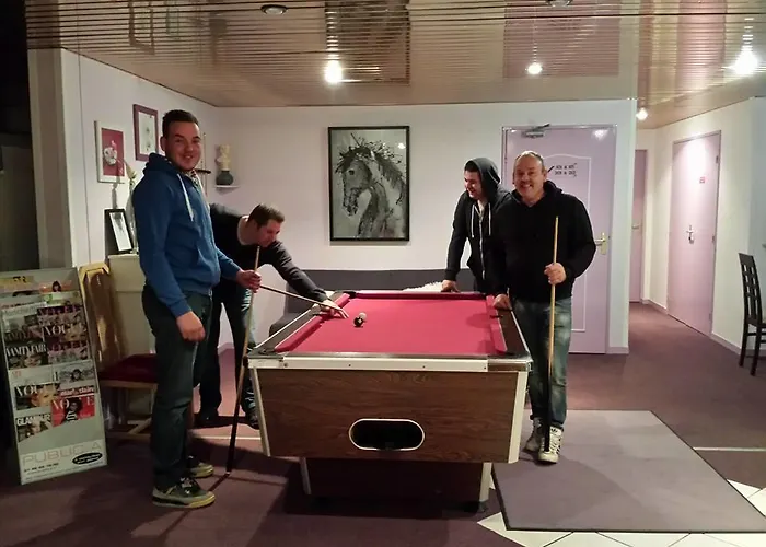 Contact Utah Hotel Carentan