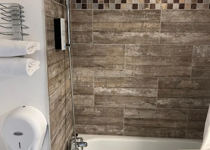 Contact Utah 3* Carentan